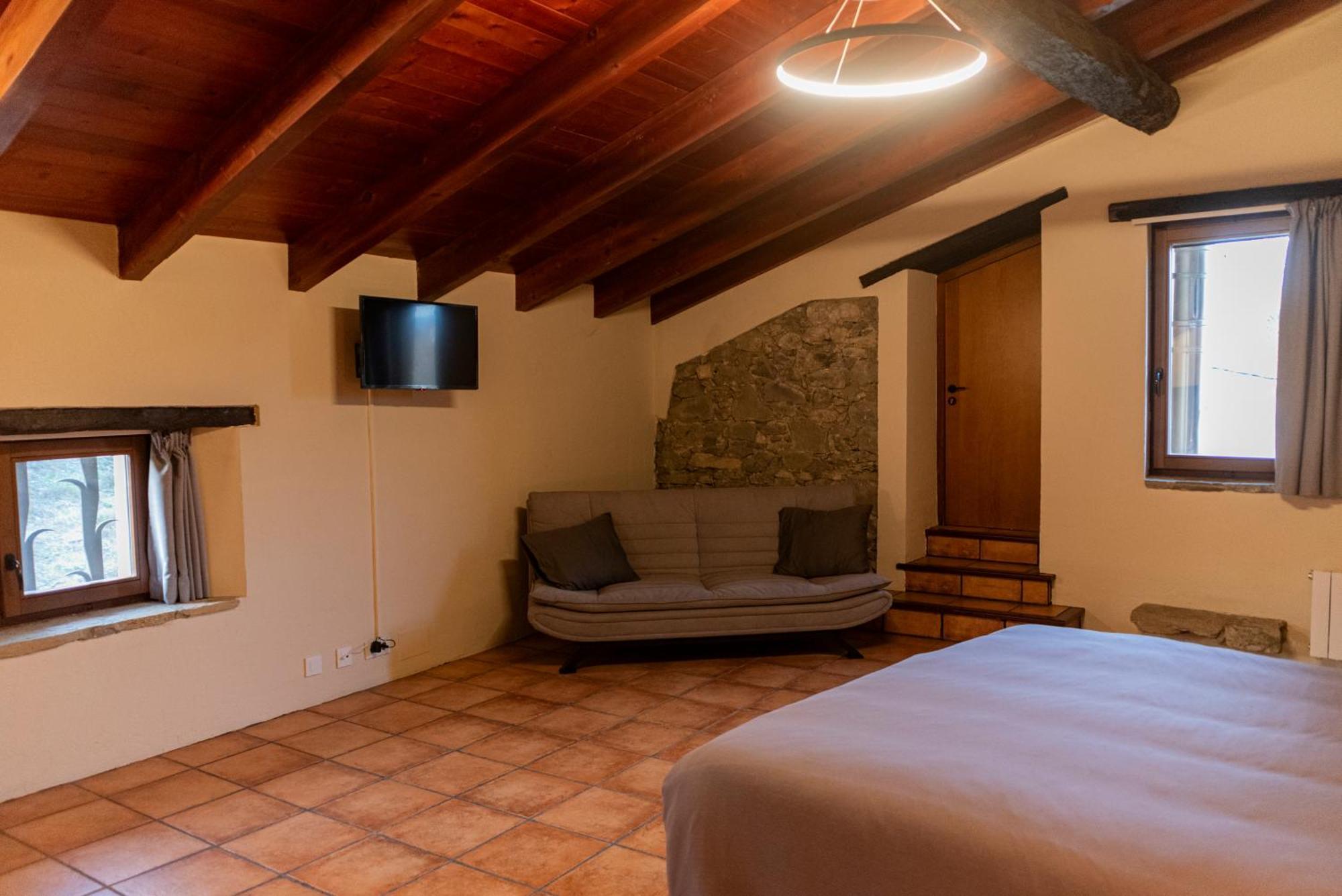 Hostal Casa Vella Del Cuni Roda de Ter Exterior foto